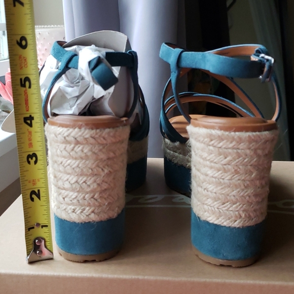 NIB Mineral Blue Zodiac Yolanda wedge sandal - Picture 6 of 12